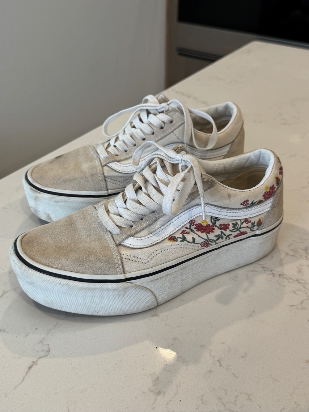 Vans Old Skool Stackform Floral Embroidery Sneakers